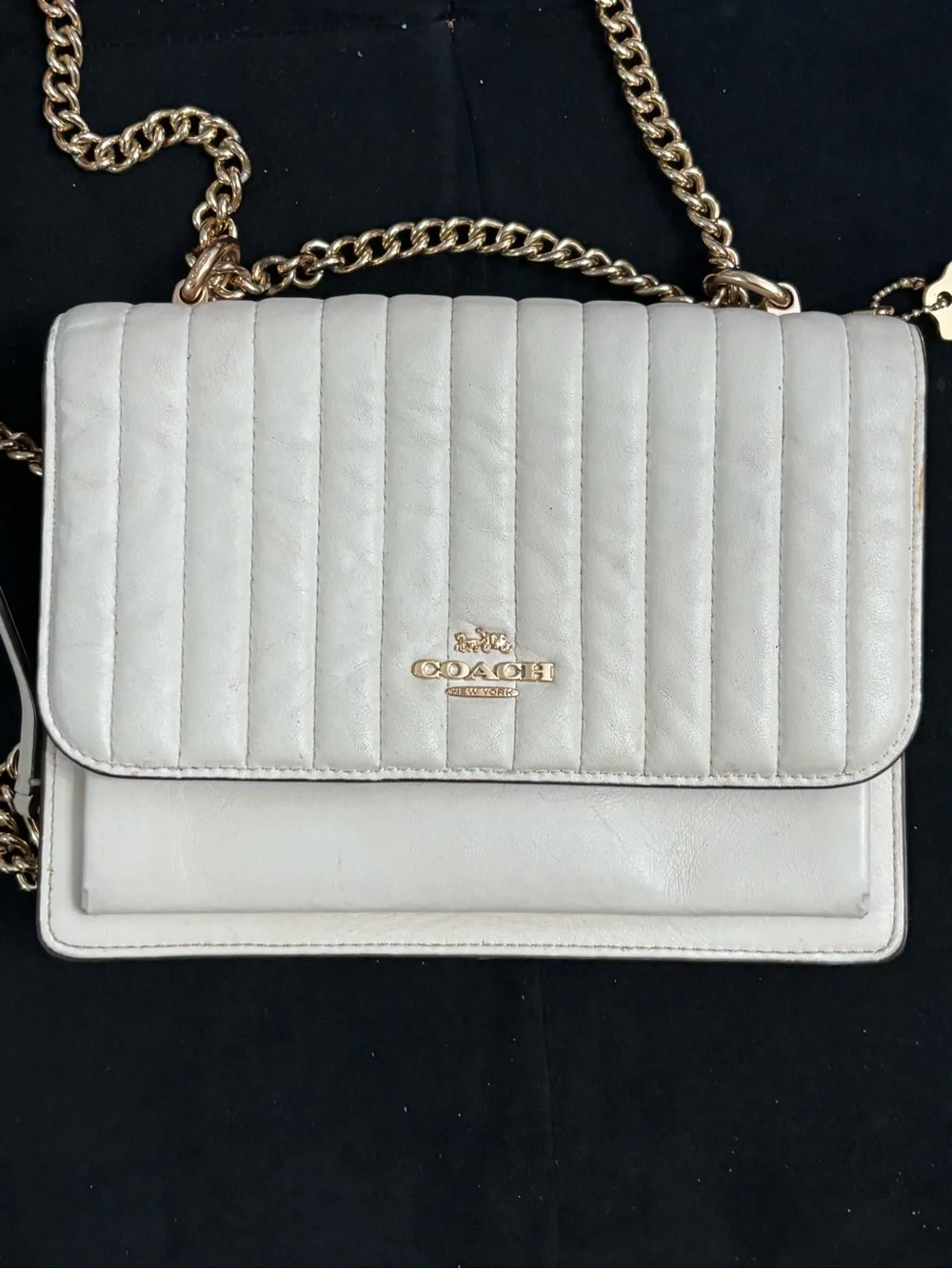 Coach Klare cream Quilted Crossbody & Shoulder Bag Chain Strap & gold hang tag - Picture 4 of 13